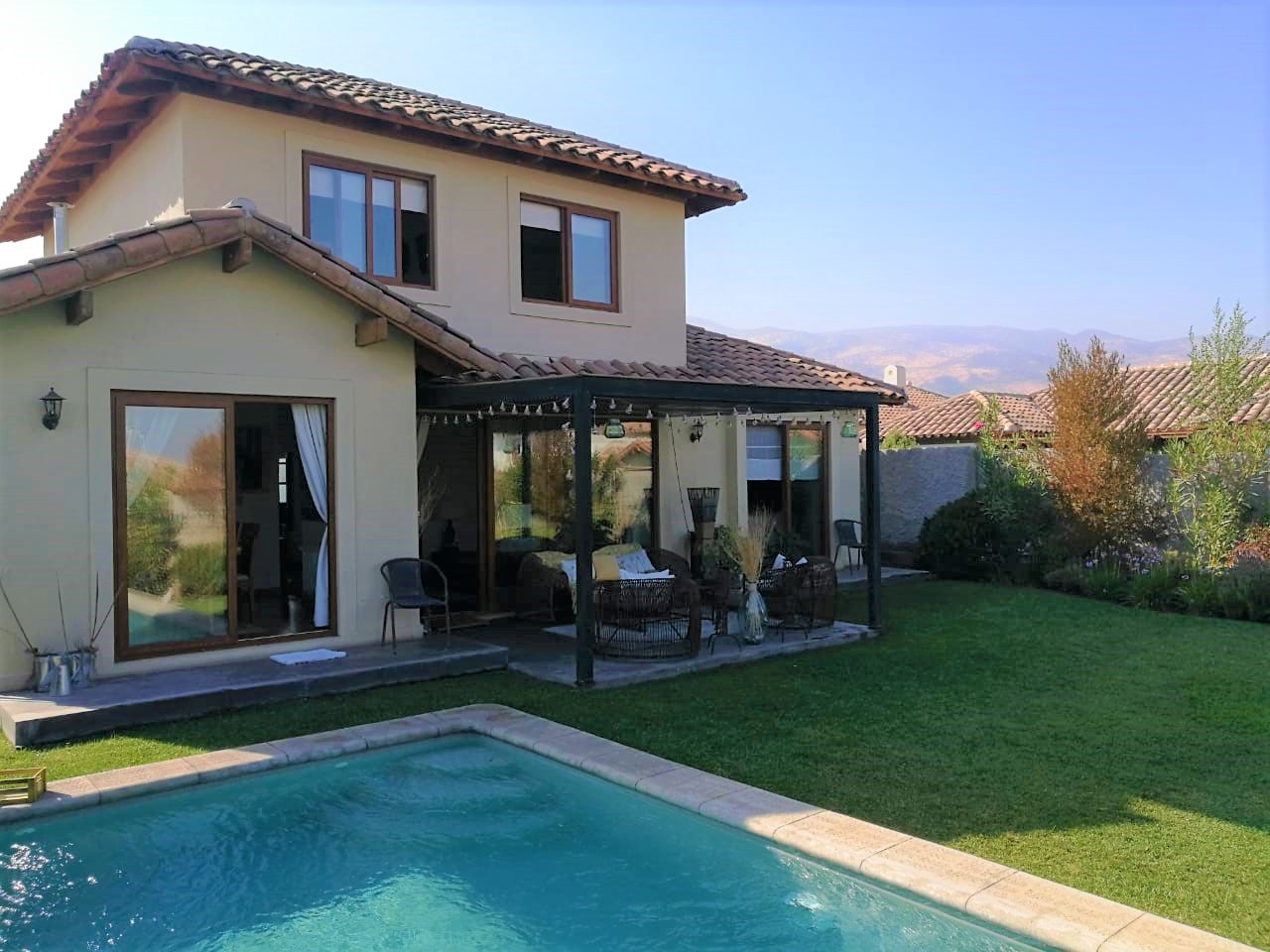 Casa en Arriendo, Piedra Roja
