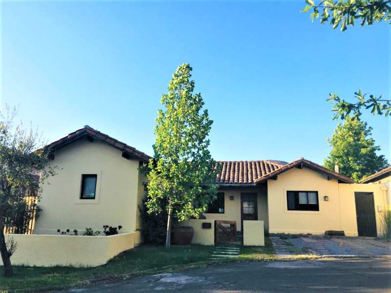 Casa en Venta, Piedra Roja - Cecilia Gimeno