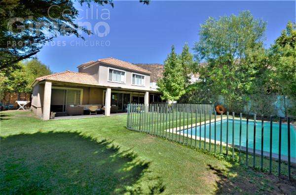 Casa en Venta, Santa Elena