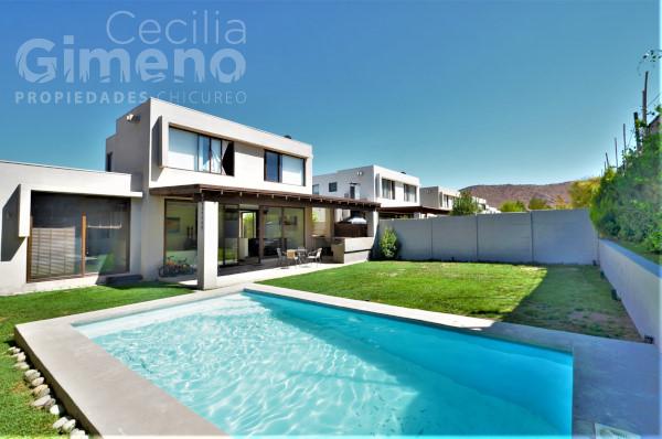 Casa en Venta, Piedra Roja