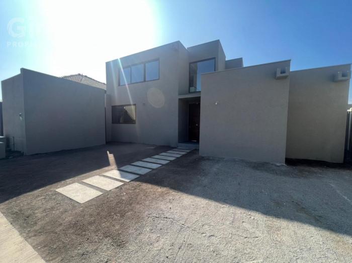 Casa en Arriendo, Santa Elena