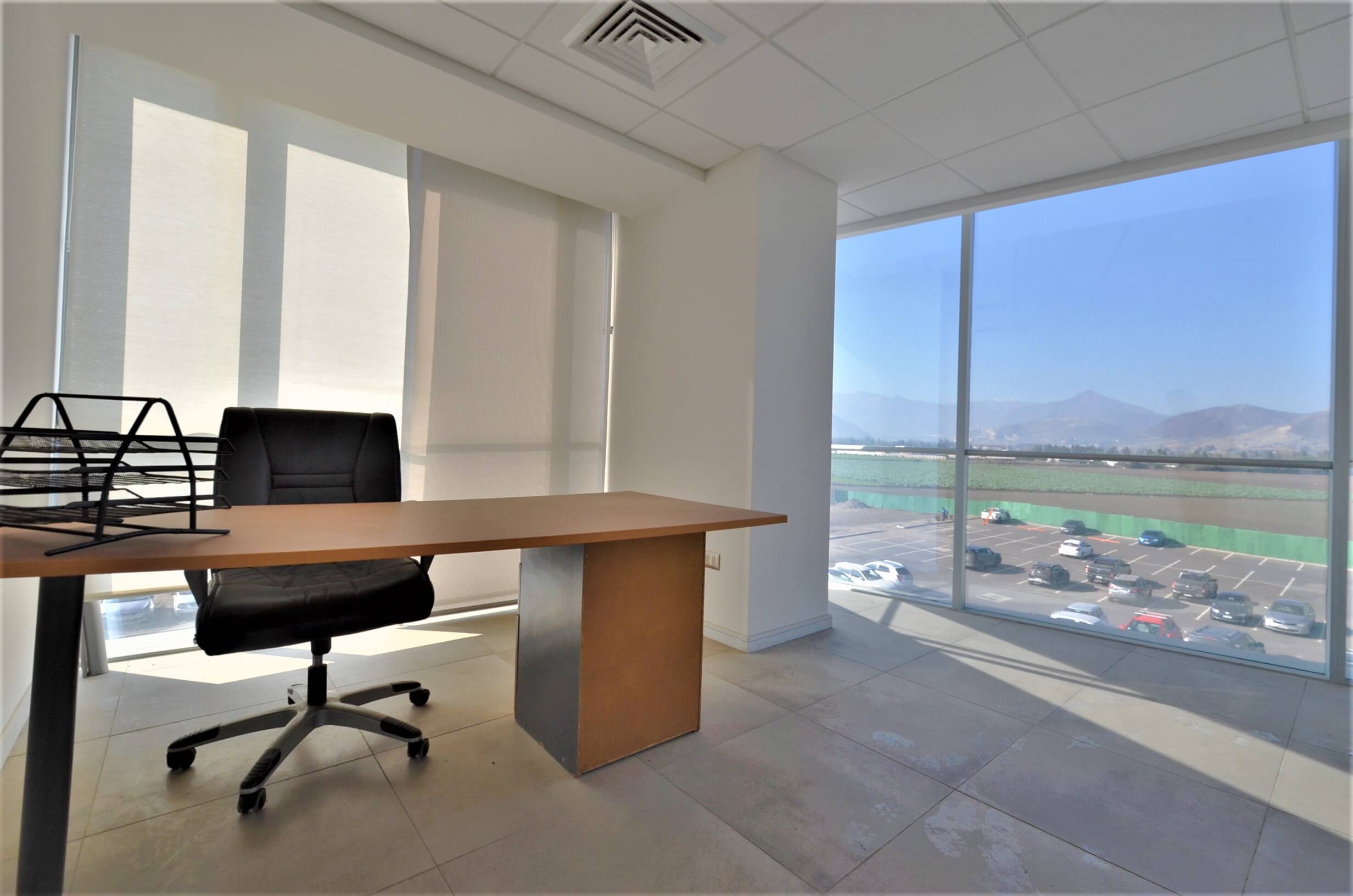 Oficina en Arriendo, Chicureo Oriente