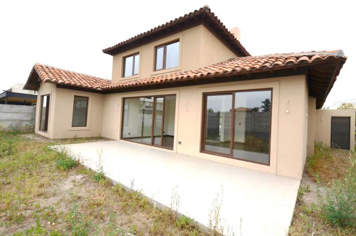 Casa en Arriendo, Piedra Roja