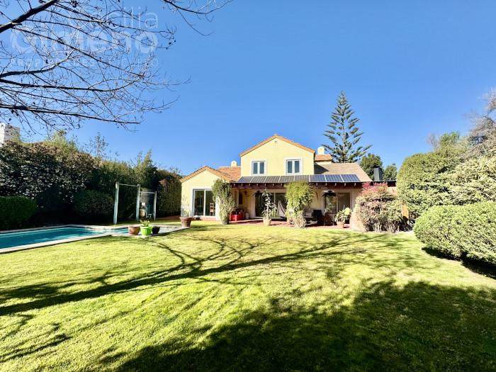 Casa en Arriendo, Piedra Roja