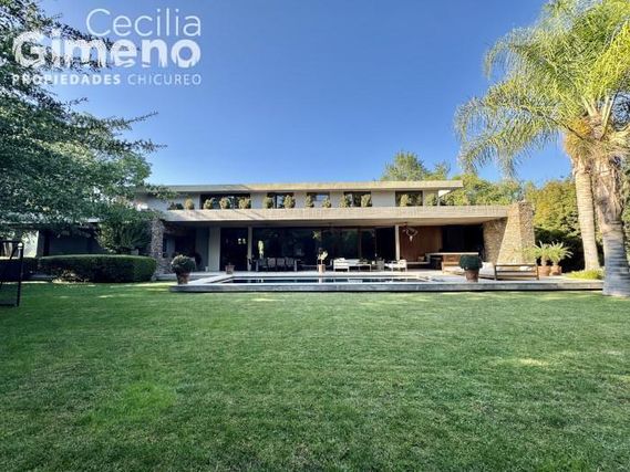 Casa en Arriendo, Chicureo Centro